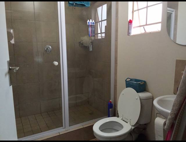3 BEDROOM HOUSE FOR SALE IN SKY CITY